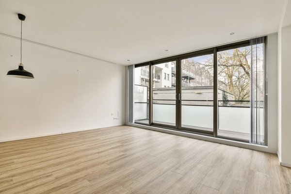 Medium property photo - Burmandwarsstraat 1, 1091 SL Amsterdam